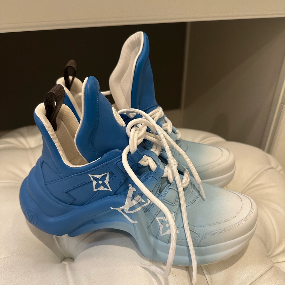 Louis Vuitton Sneakers